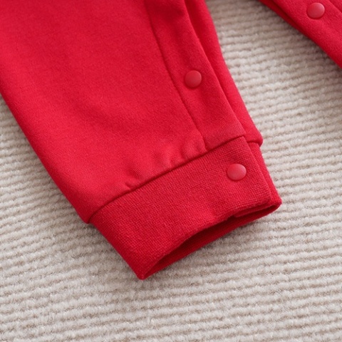 Pajacyk świąteczny z czapką MIKOŁAJEK