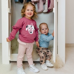 Bluza dziecięca dresowa z pieskiem jagodowa 62-104