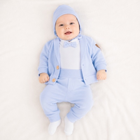 Komplet do chrztu dla chłopca błękitny: body, spodnie, bluza, czapka
