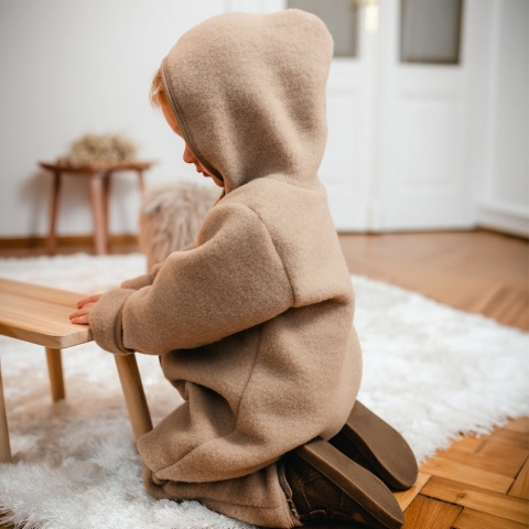 Kombinezon niemowlęcy z wełny merino karmelowy| Polar merino | Eevi